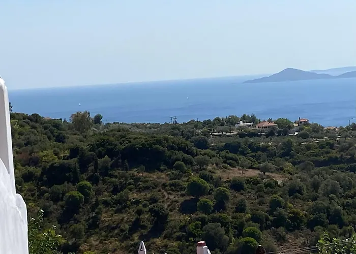 Two Sisters * Alónnisos